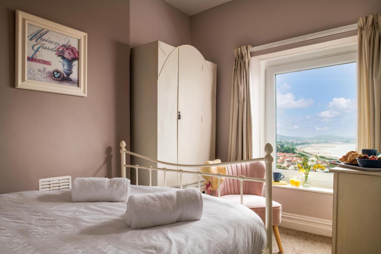 Windy Ridge Terrace With Beautiful Sea Views, North Wales Coast Villa Old Colwyn Exterior photo